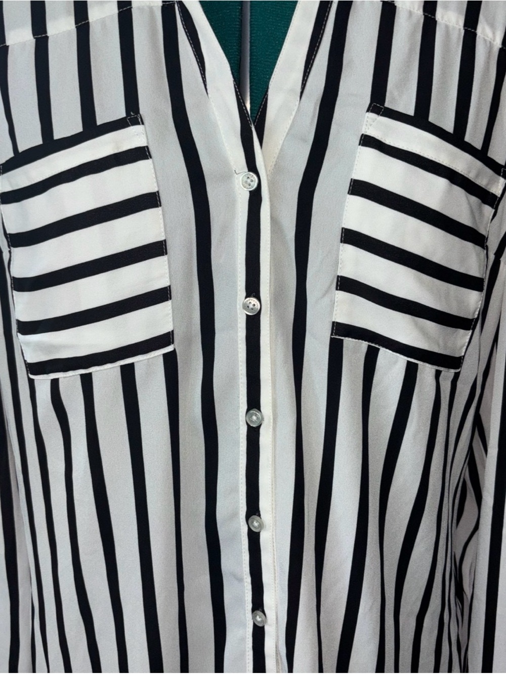 Express Portofino Black White Striped Button Up Blouse Shirt Medium - Picture 6 of 10